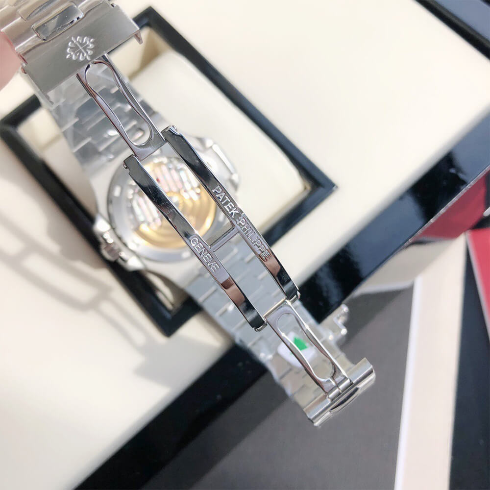 Patek Philippe Nautilus 5711/1A