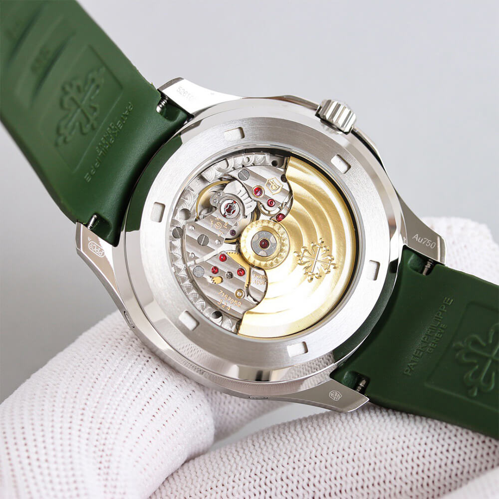 Patek Philippe Aquanaut 5261R-001