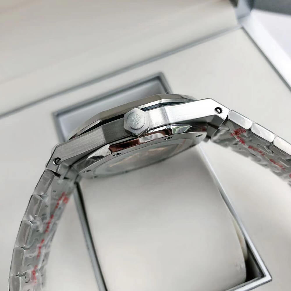 Audemars Piguet Royal Oak 15400